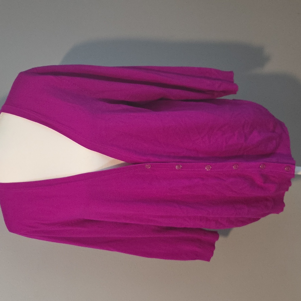 Avenue Women's Vibrant Pink Cardigan Size 14/16